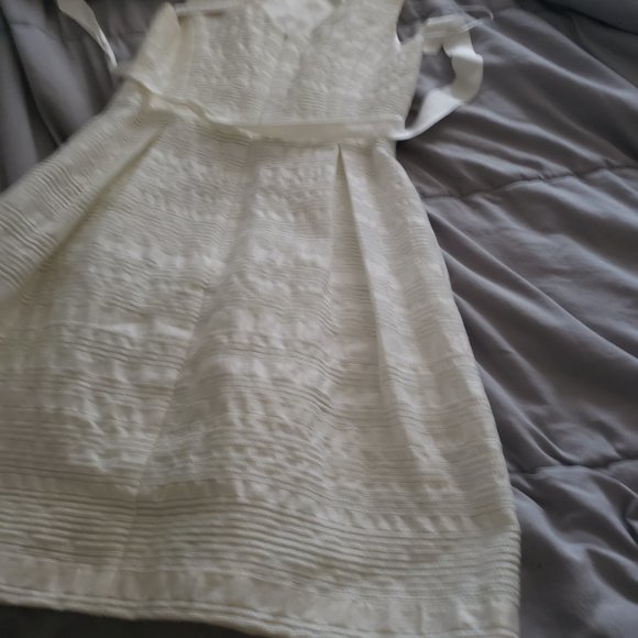 Clothes - Picture 2 of 2